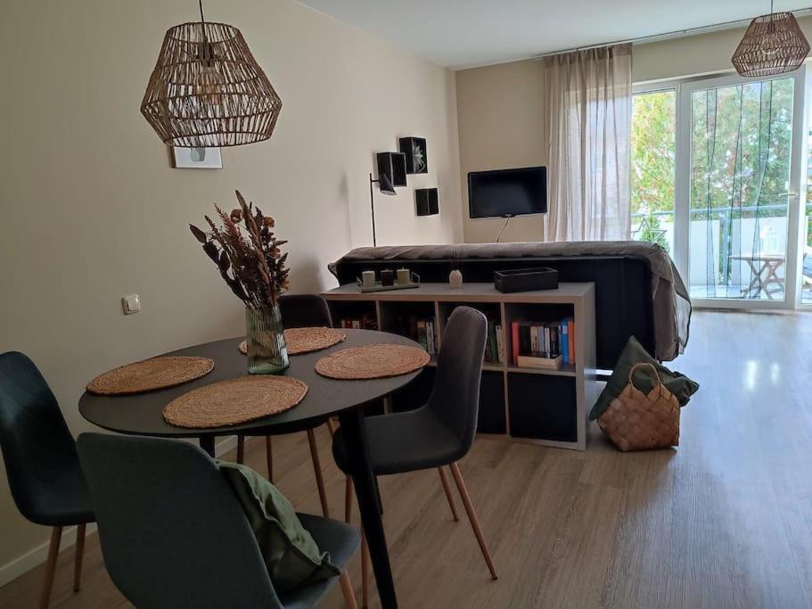 Gemuetliches Ferienapartment Mit Optionaler E-Ladesaeule Eichenzell Ngoại thất bức ảnh